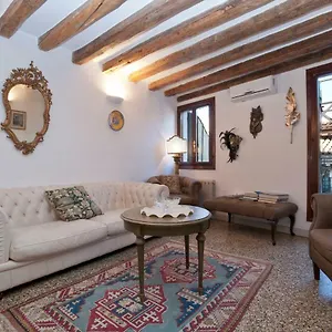 Ca Leonora Apartment